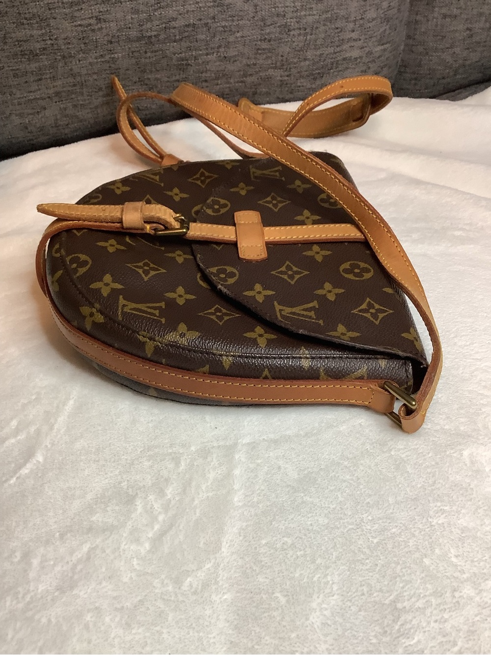 Louis Vuitton Monogram Chantilly - Picture 4 of 16